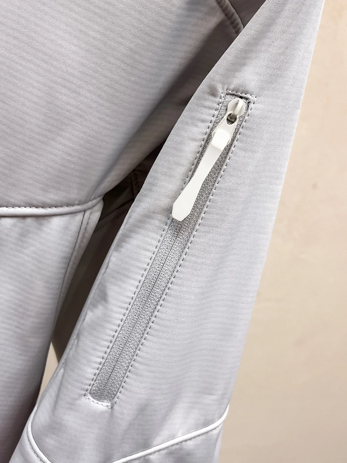 Same Style， ， 2026 New Arrival ，Original Premium Breathable ， ， ， Quality。 ， Sizes：M～3XL